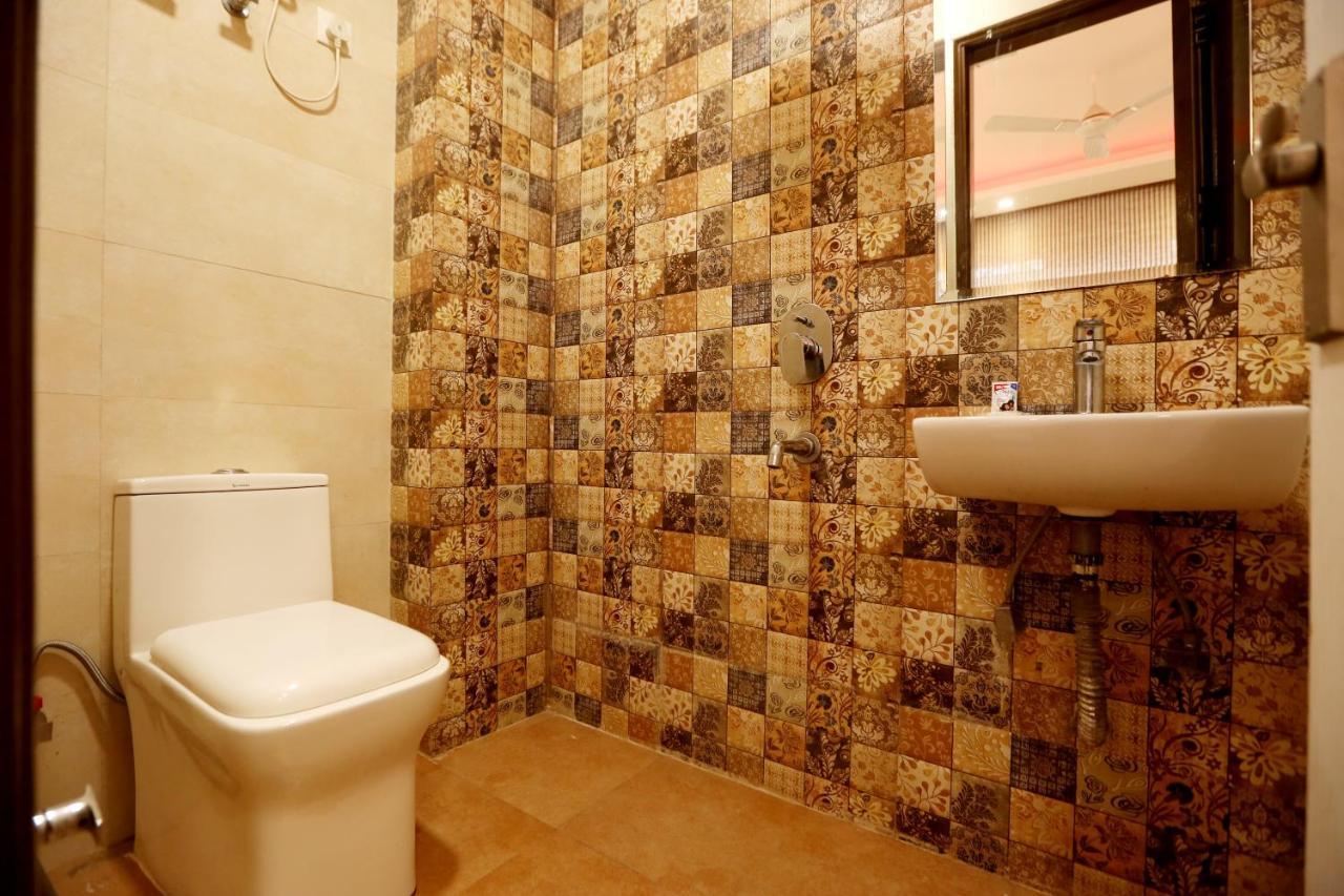 Hotel Ark Suites At Airport Νέο Δελχί Εξωτερικό φωτογραφία