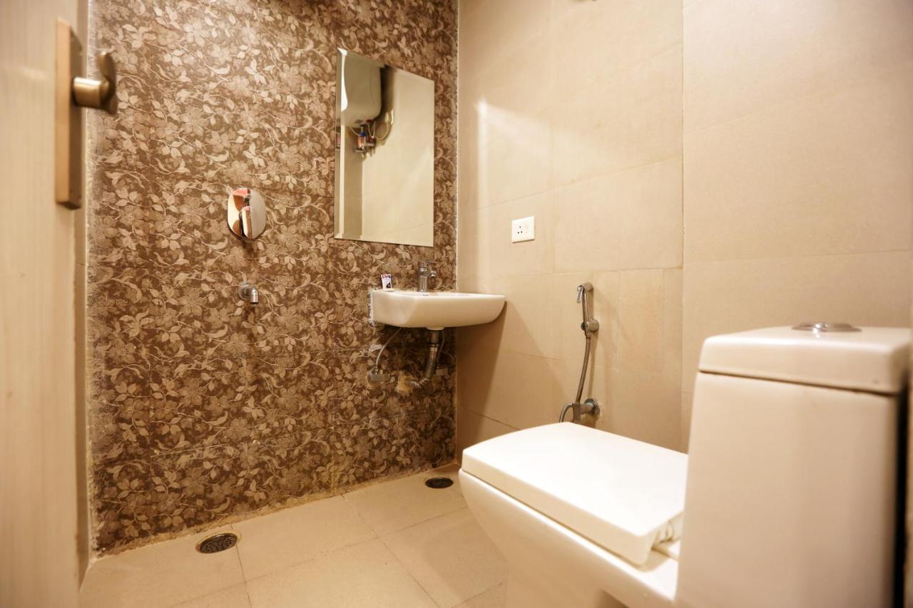 Hotel Ark Suites At Airport Νέο Δελχί Εξωτερικό φωτογραφία